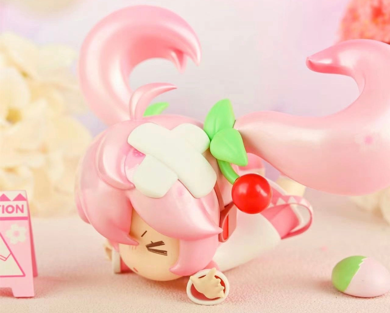 【Anime lover】Hatsune Miku fall down toy doll