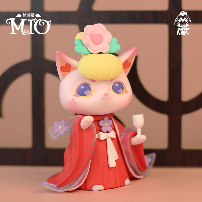 【SALE】MIO cat toy doll