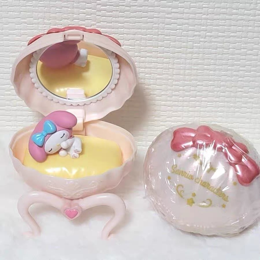 Sanrio makeup case toy doll,version 1