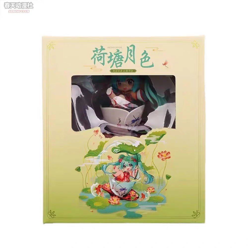 Hatsune Miku Moonlight over the Lotus Pond figurine set