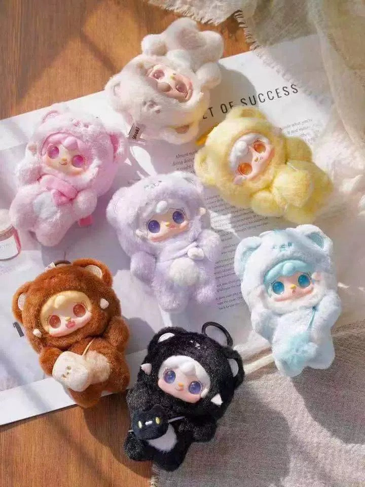 【NEW ARRIVAL-RESTOCK】Yooki V4 Take A Bite Of Bear Plush Doll
