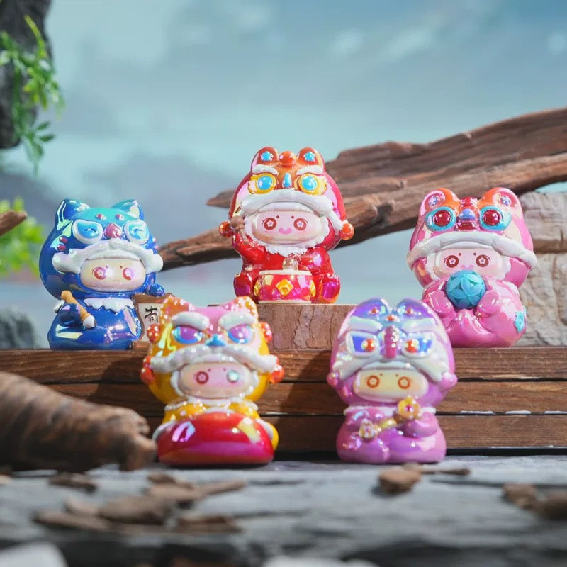 【NEW ARRIVAL】Lucky Tiger Outfit Beast Toy