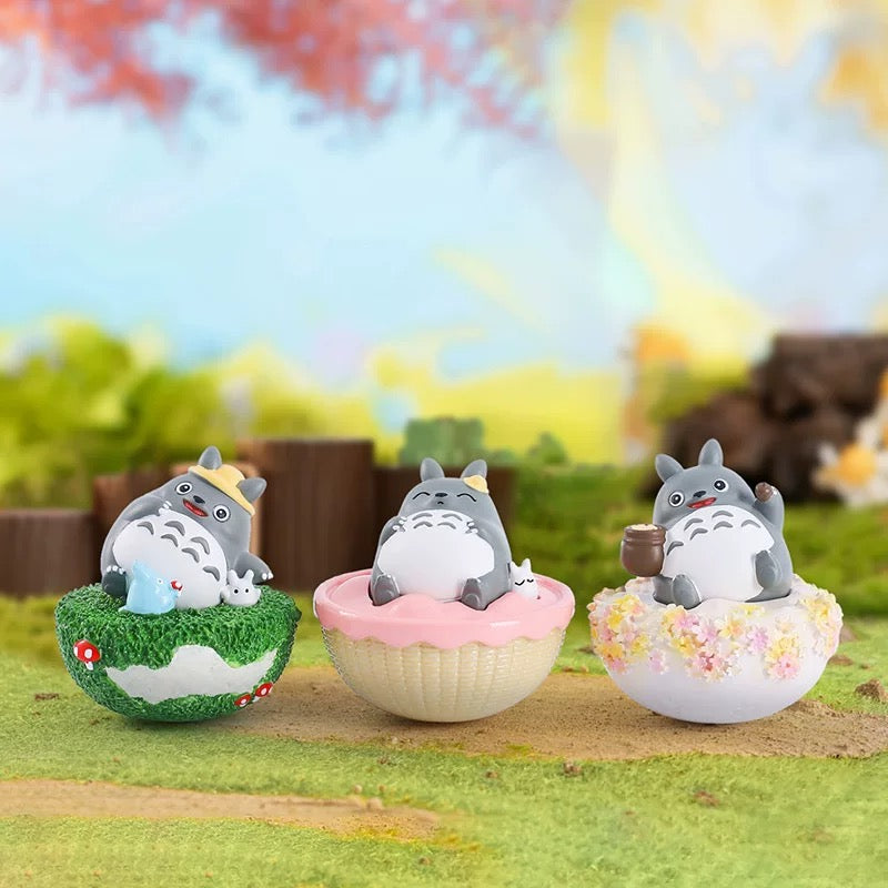 【NEW ARRIVAL】Ghibli Totoro Listen To The Wind Tumbler Toy,2 boxes