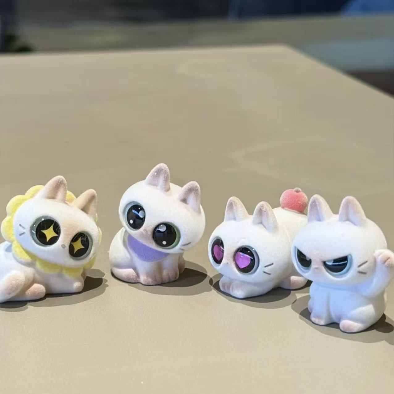 【NEW ARRIVAL】Azukisan Fuzzy Mini Bean Toy