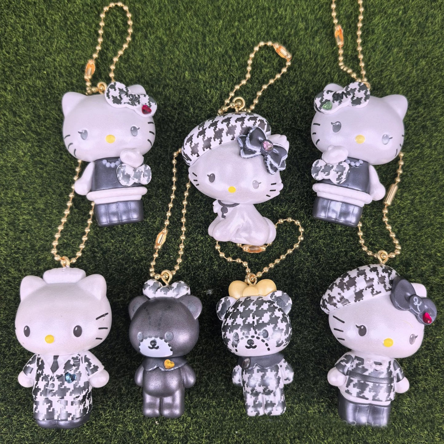 【NEW ARRIVAL】Sanrio HK Elegant Heiress Pendant,2 boxes