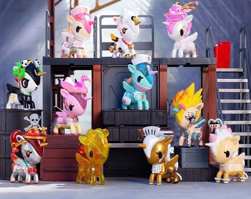 tokidoki-famaily toy doll