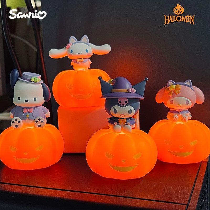 Sanrio Halloween pumpkin night light toy doll-kuromi left