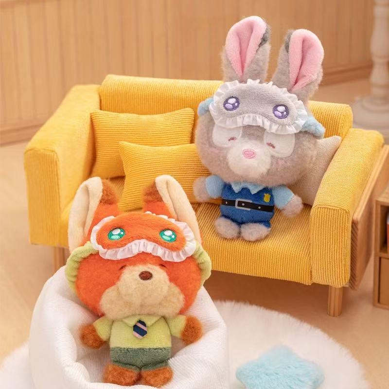 【NEW ARRIVAL】Disney Squinting Sleepewear Plush Doll