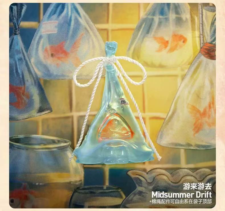 【PREORDER POPMART】POPMART 1001MOONS Where's the Elephant Slide toy doll