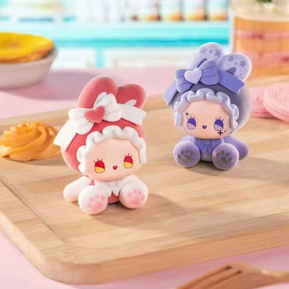 【NEW ARRIVAL】Emma Bunny Collector V2 Mini Firgure