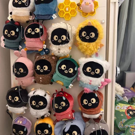 【NEW ARRIVAL-RESTOCK】Bear Baki Bug Zoo Fluffy Magnet Mini Plush Pendant