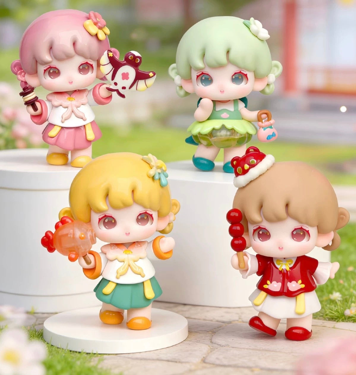 Yooie Seasons Fireworks Mini Figure