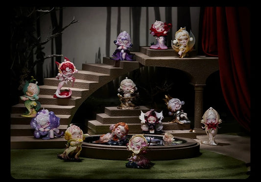 【PREORDER POPMART】Skull Panda Petals In Four Acts Figure