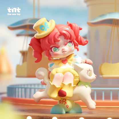 TNT SPACE Moments On Replay Figure