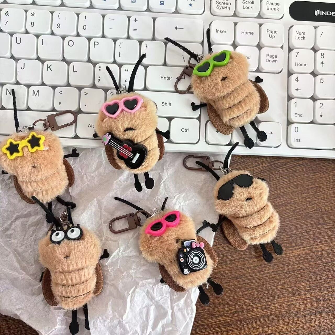 【NEW ARRIVAL】Sunglasses Roach Party Mini Plush