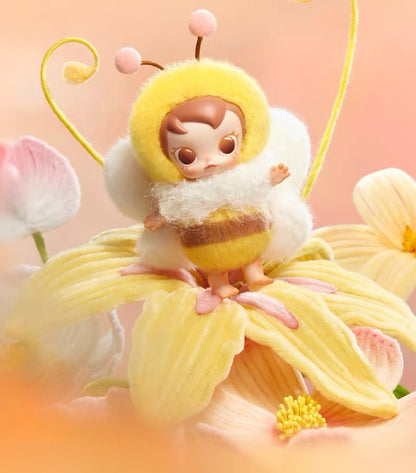 【PREORDER POPMART】Baby Molly Buggy Roam Plush Doll
