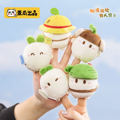 【NEW ARRIVAL】Radish Dumplings Cute Radish Hand Puppet Mini Plush