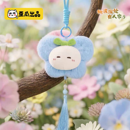【NEW ARRIVAL】Radish Dumpling Blooming Plush Doll Pendant