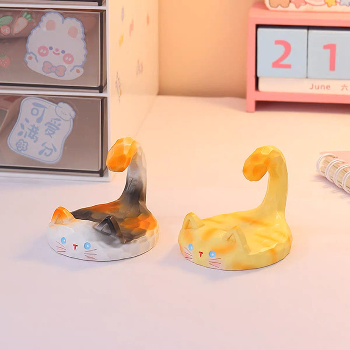 【NEW ARRIVAL】Meow Meow Phone Stand