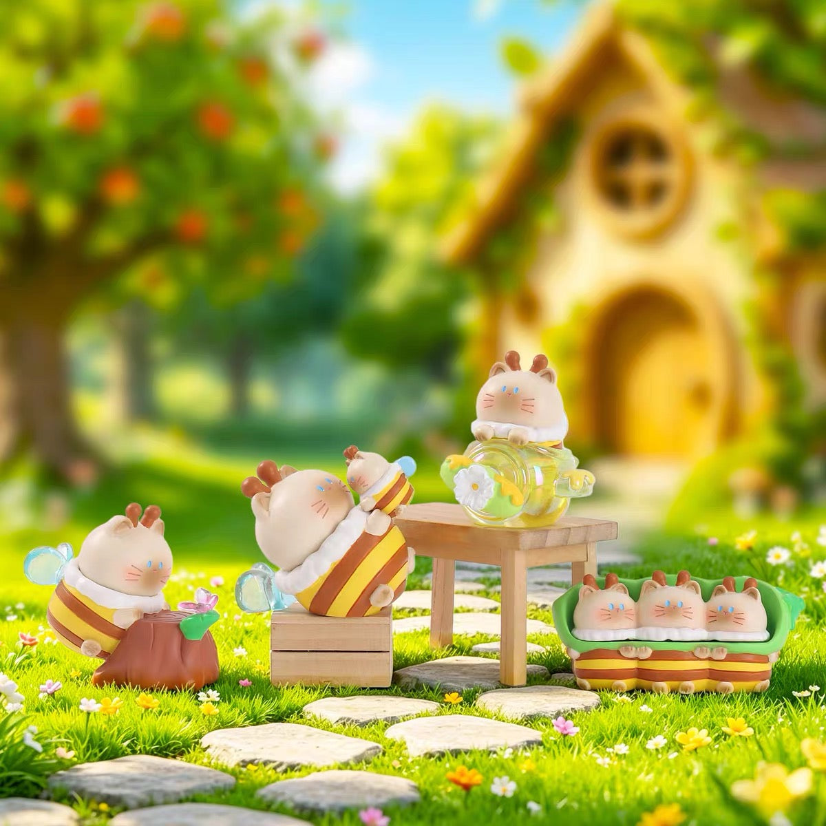 【NEW ARRIVAL】Sweet Bee Meow Happy Time Mini Figure-SHIP WITH OTHER ITEMS