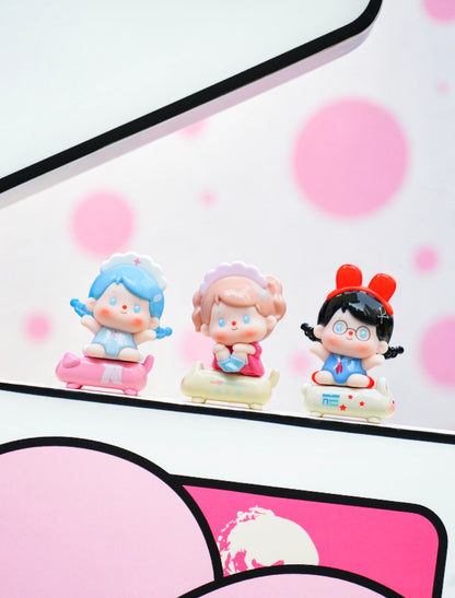 【NEW ARRIVAL】Mhaia Sitting In A Row Mini Figure V1-SHIP WITH OTHER ITEMS
