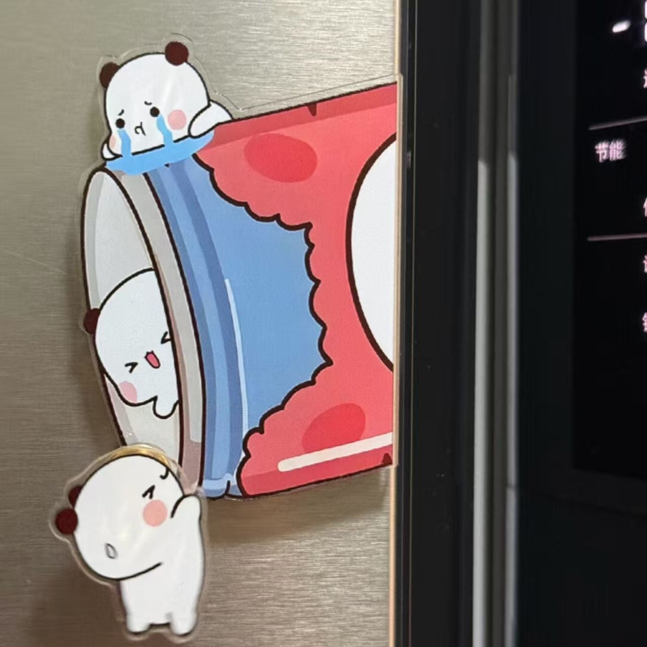 【NEW ARRIVAL】Yier And Bubu Spinning Fridge Magnet-SHIP WITH OTHET ITEMS