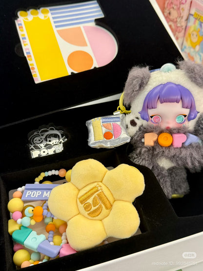 【PREORDER】POPMART Skullpanda 15th Anniversary Staff Gift Box Dolls